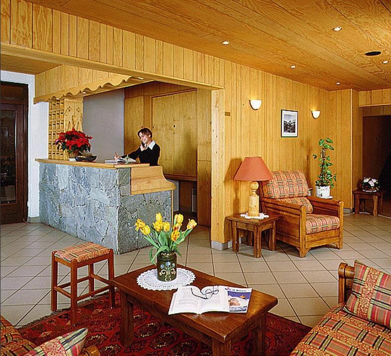 Hotel Le Dome Alpe d'Huez Exteriör bild